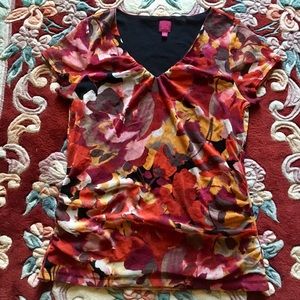 212 COLLECTION TOP...SZ S...GENTLY WORN...CUTE!!!